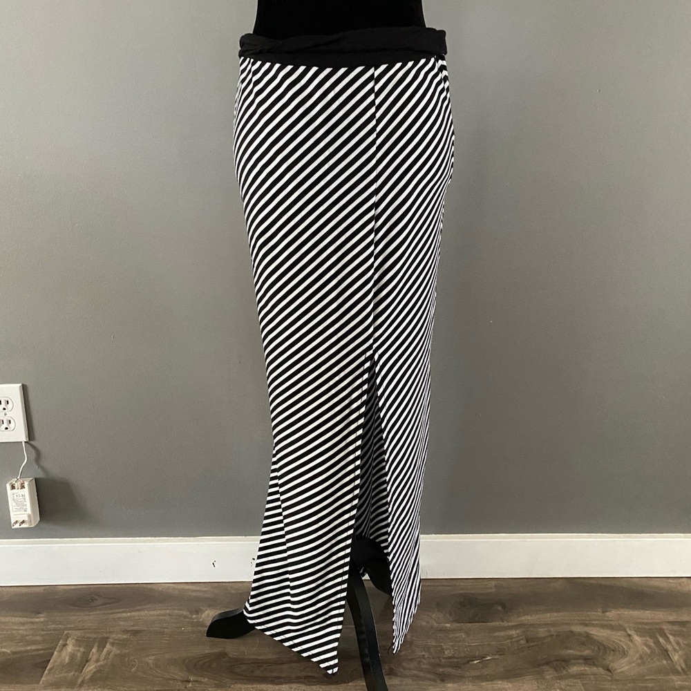 Striped skirt